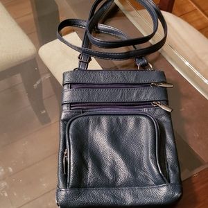 Crossbody purse